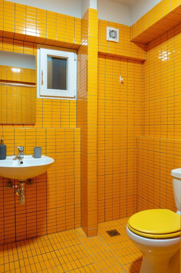 אתונה Dioskouros Hostel מראה חיצוני תמונה