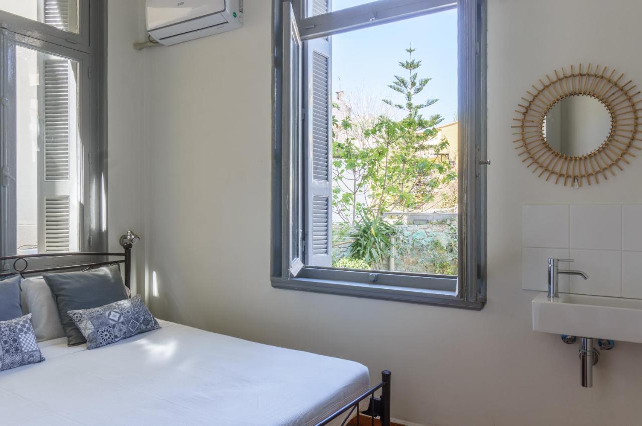 אתונה Dioskouros Hostel מראה חיצוני תמונה