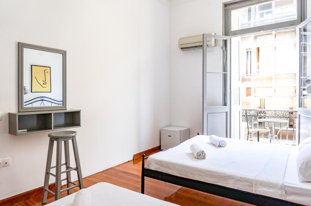 אתונה Dioskouros Hostel מראה חיצוני תמונה