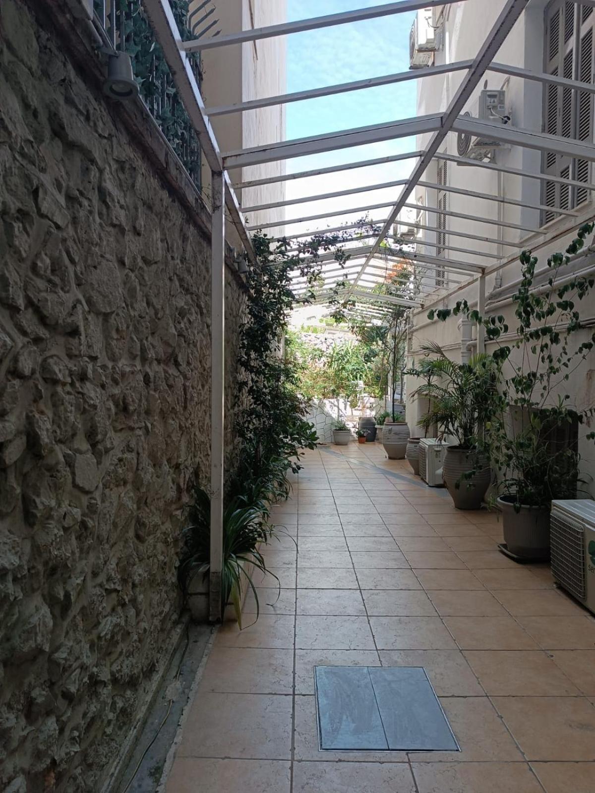אתונה Dioskouros Hostel מראה חיצוני תמונה