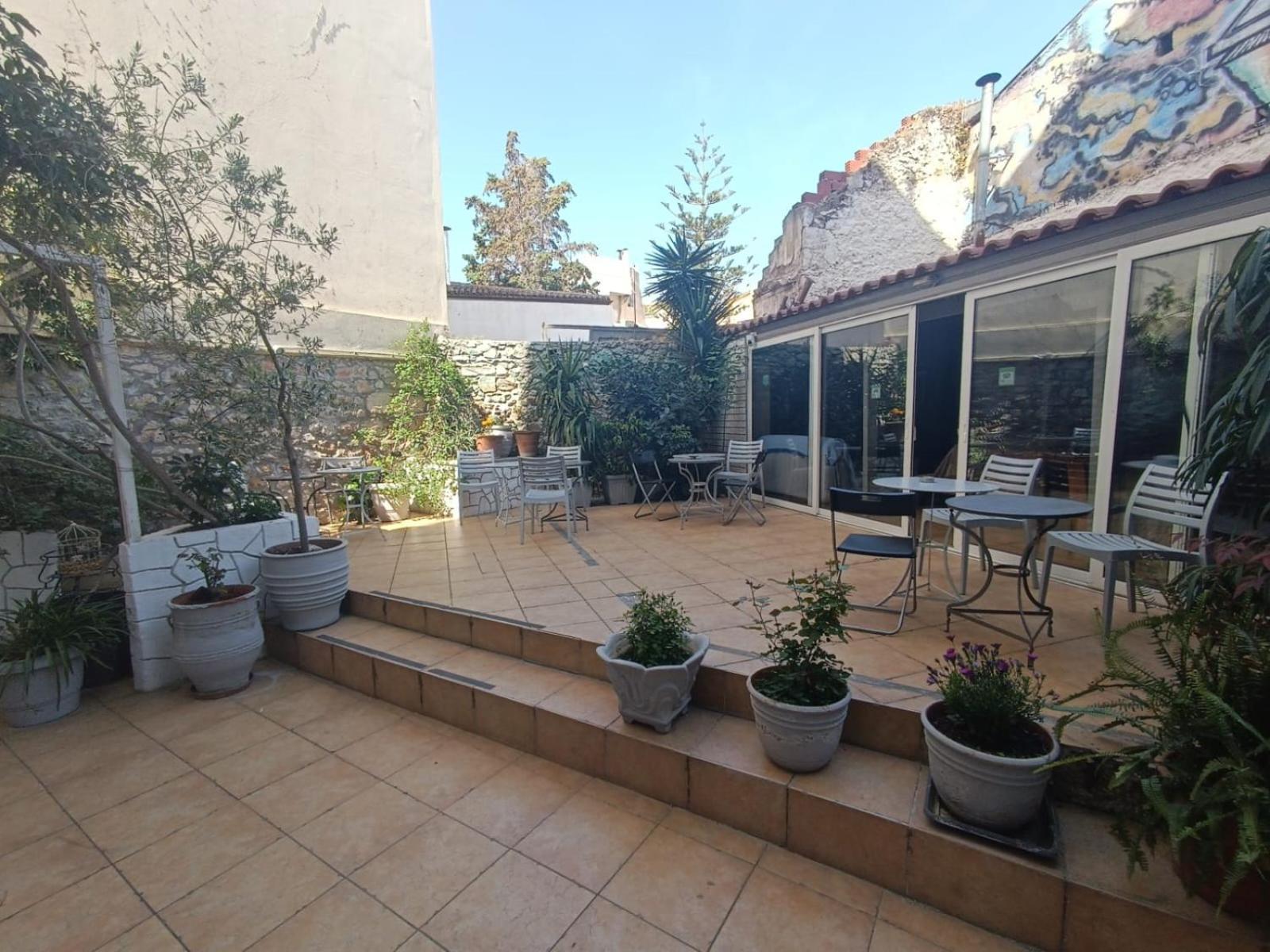 אתונה Dioskouros Hostel מראה חיצוני תמונה
