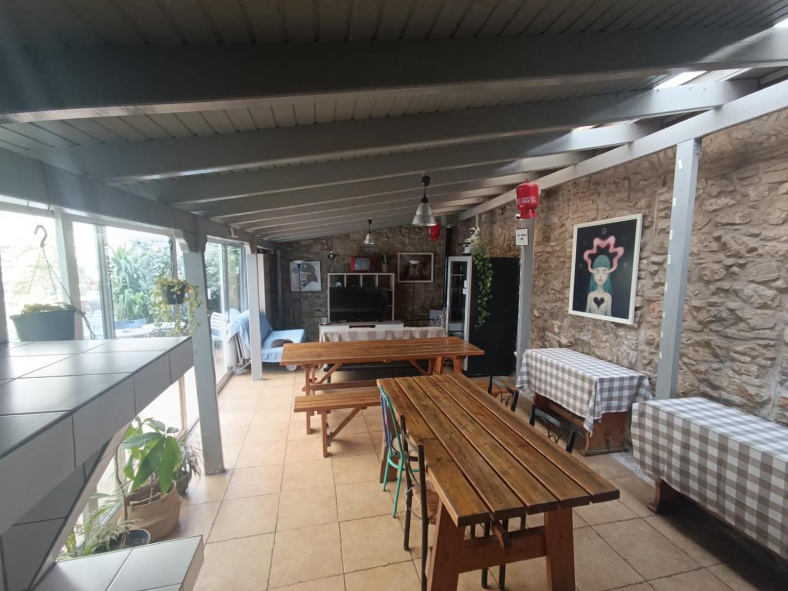 אתונה Dioskouros Hostel מראה חיצוני תמונה